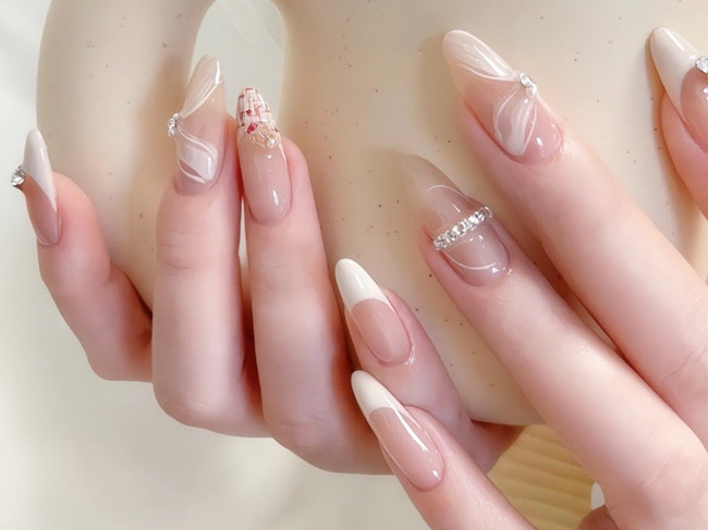 仙女風法式美甲，廣西學美甲零基礎