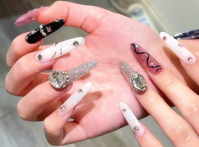 辣妹甜酷風美甲，南寧美甲造型網紅款推薦