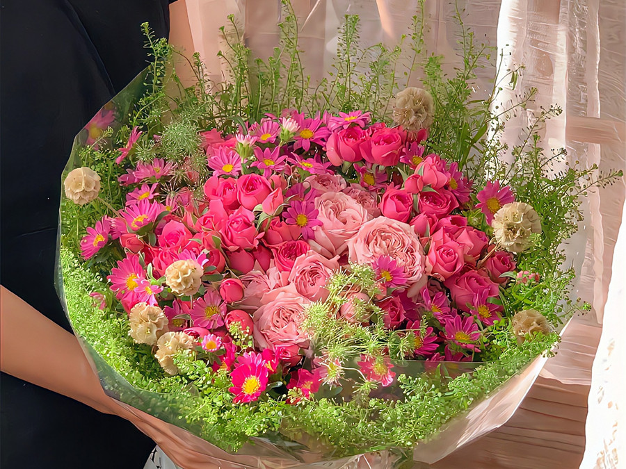 超治愈的春日花束，廣西花藝插花培訓(xùn)學(xué)校作品