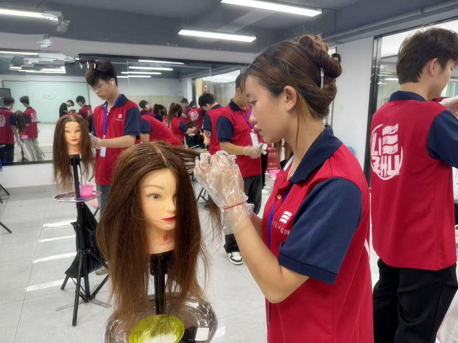 刷染膏的重點，學燙發(fā)零基礎