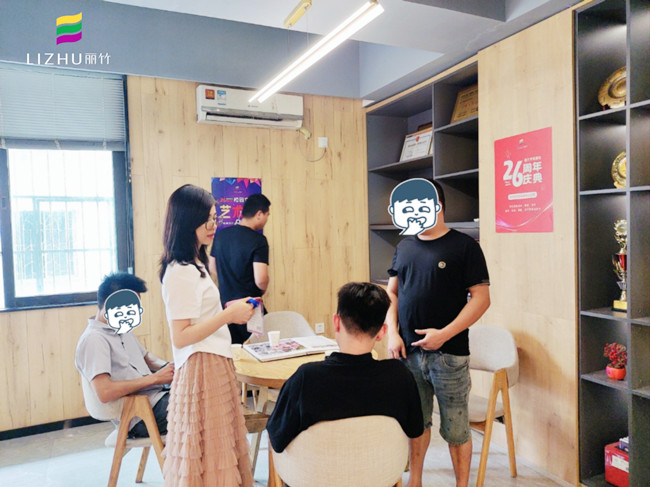 南寧美業(yè)職業(yè)培訓(xùn)學(xué)校報(bào)名燃爆全場