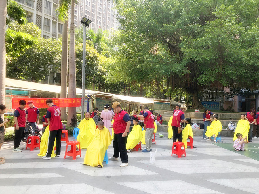 記錄南寧美發(fā)外出教學(xué)，告訴你南寧美發(fā)去哪學(xué)？